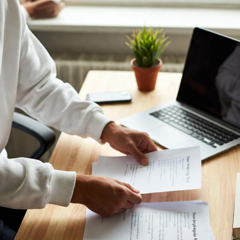 Which Is Better: In-House Marketing & Content Marketing Agency