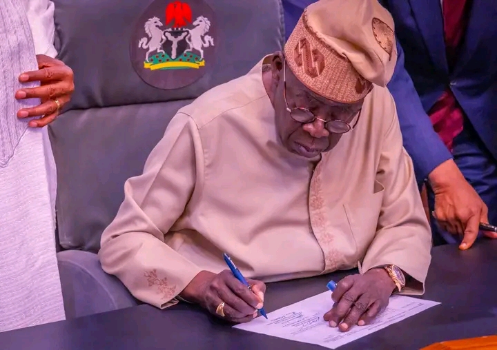 Tinubu Approves New Pay Structure Good News for Soldiers
